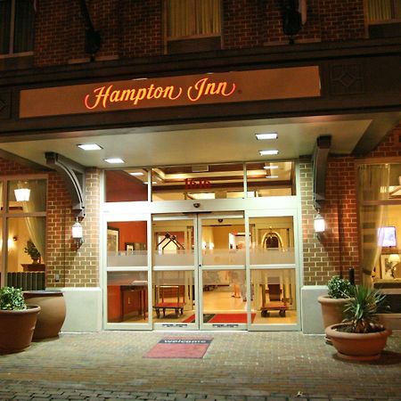 Hampton Inn Alexandria/Old Town Екстер'єр фото