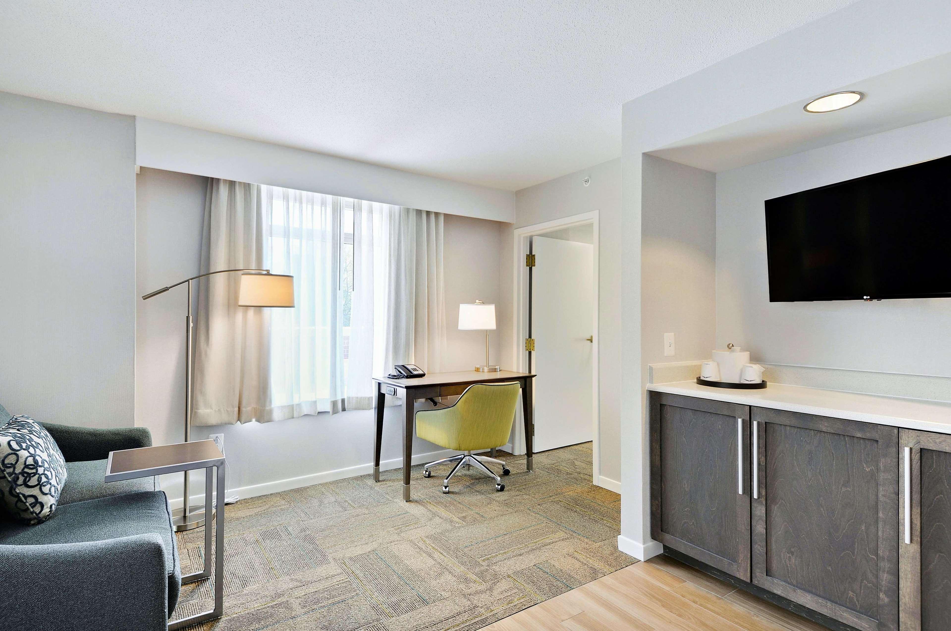 Hampton Inn Alexandria/Old Town Екстер'єр фото