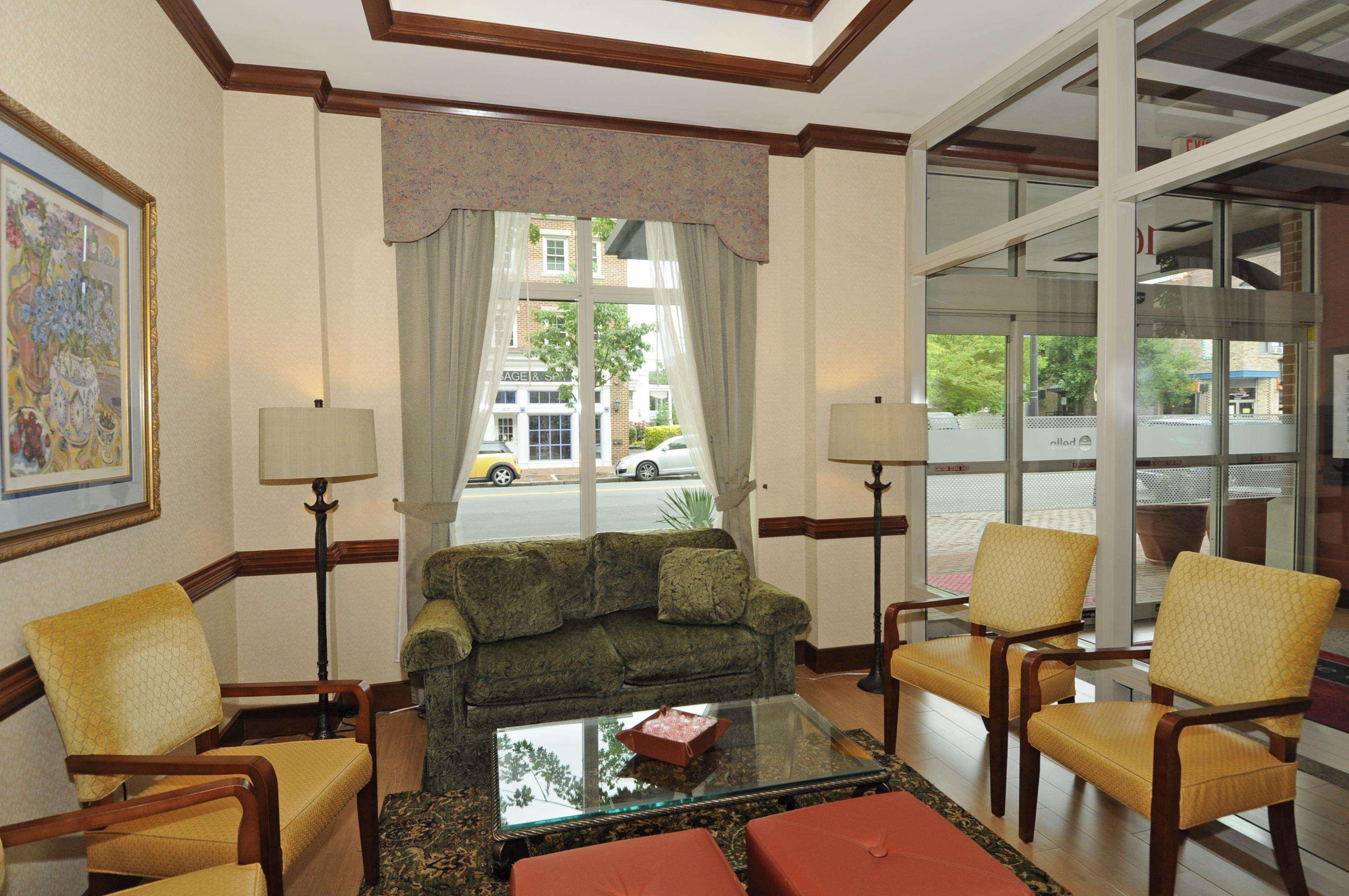 Hampton Inn Alexandria/Old Town Екстер'єр фото