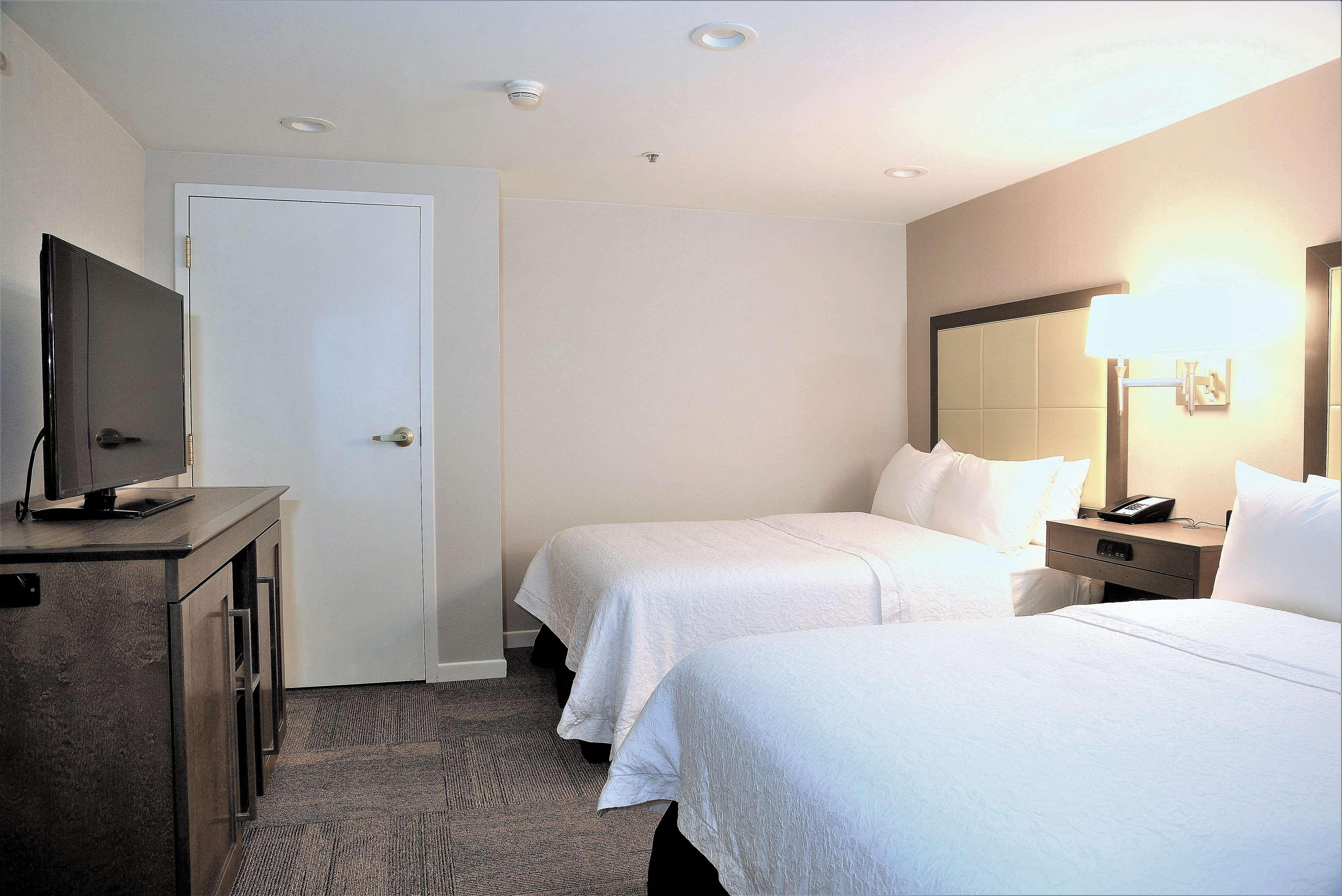 Hampton Inn Alexandria/Old Town Екстер'єр фото