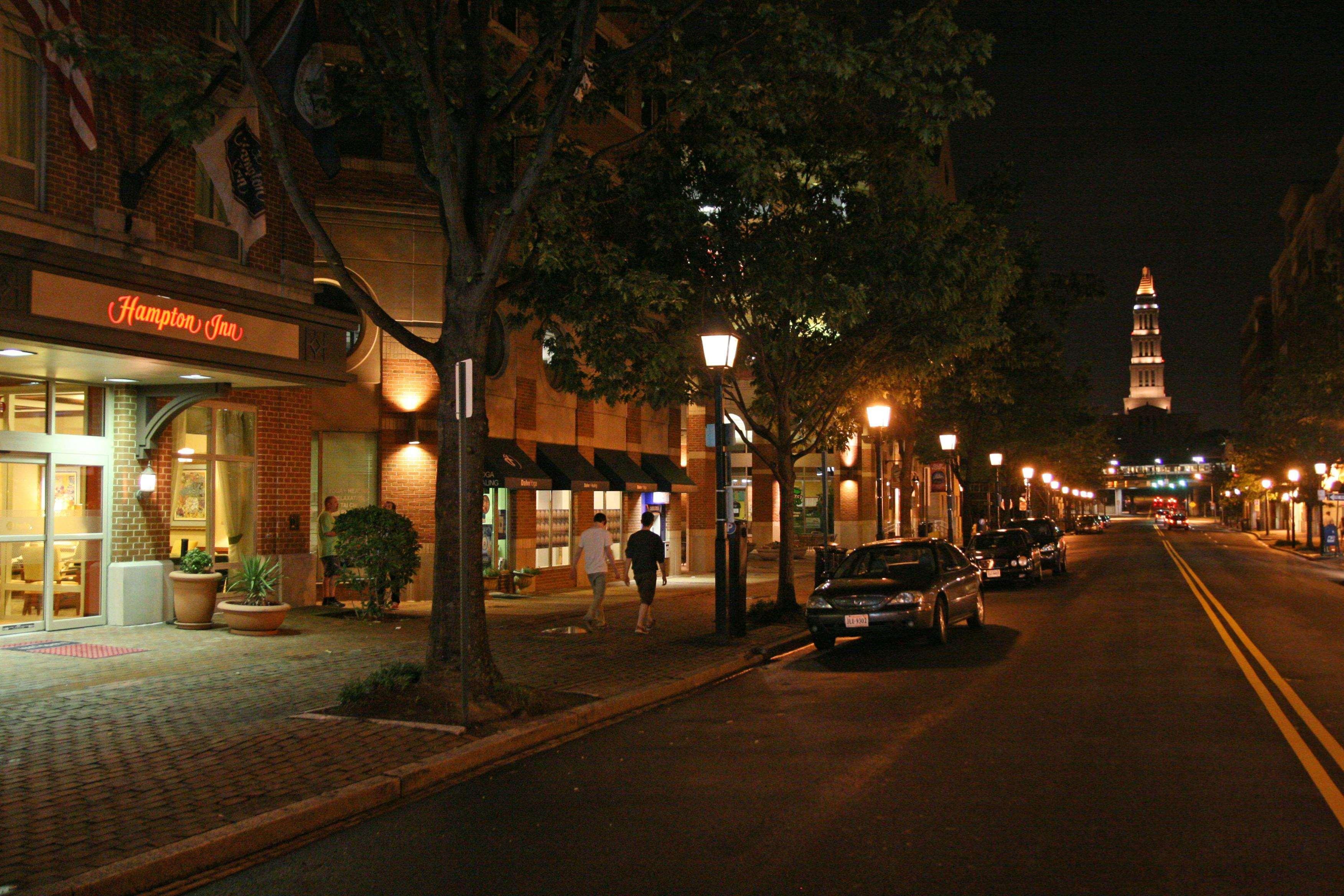Hampton Inn Alexandria/Old Town Екстер'єр фото