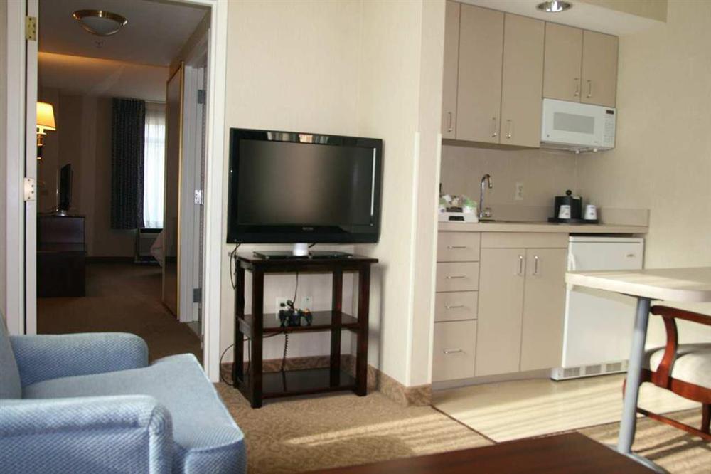 Hampton Inn Alexandria/Old Town Номер фото