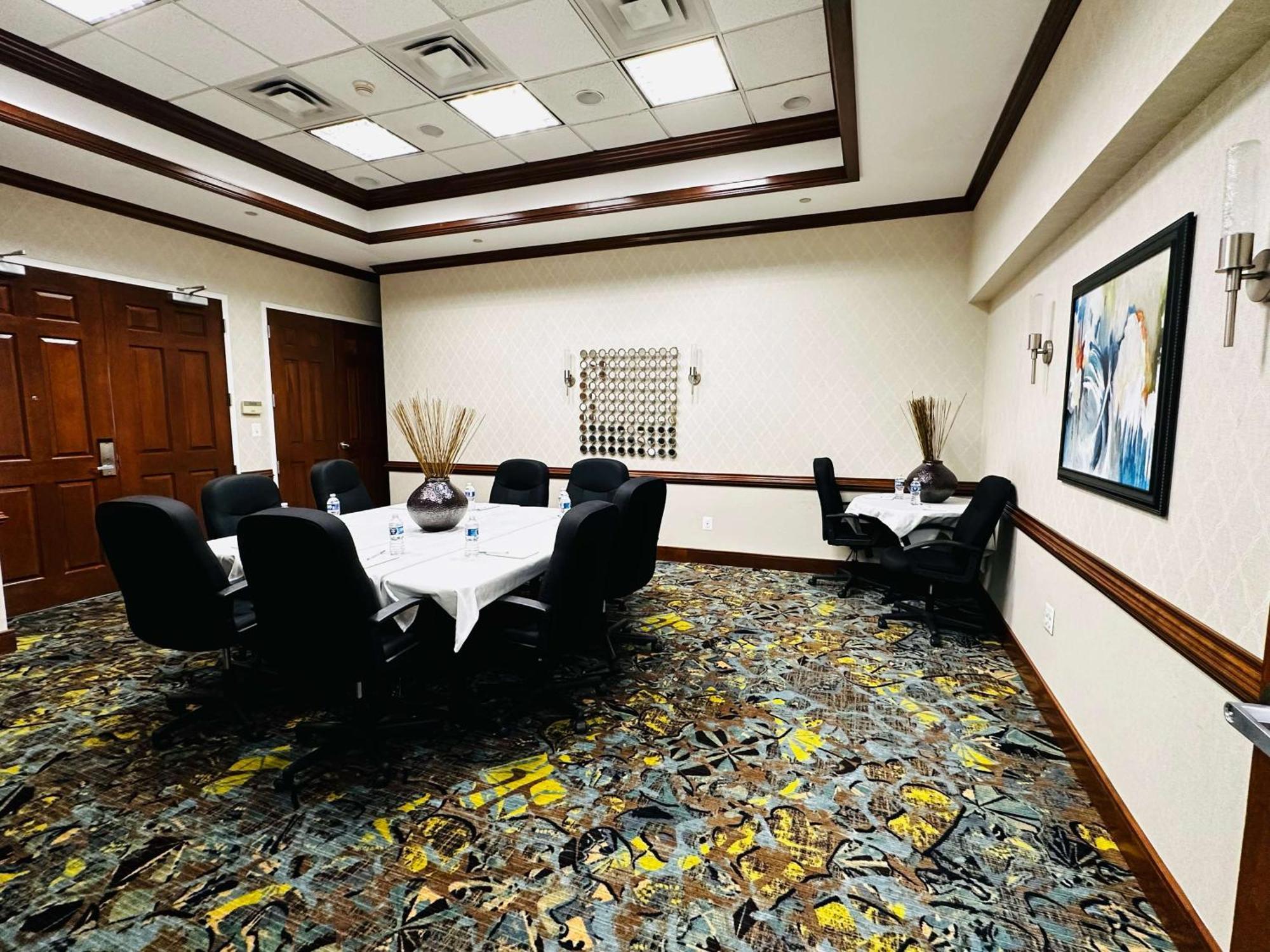 Hampton Inn Alexandria/Old Town Екстер'єр фото